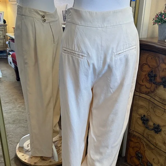 Reformation Cream Trousers with Pockets size 4 - Picture 4 of 8